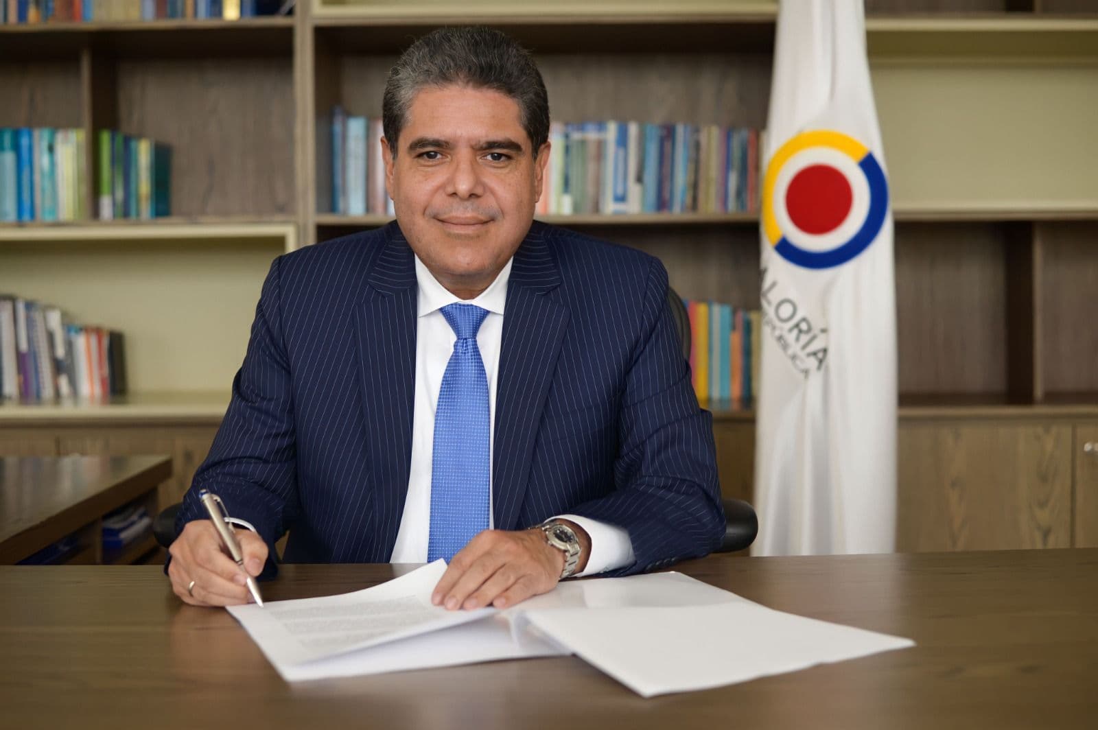 Carlos Hernán Rodríguez Becerra