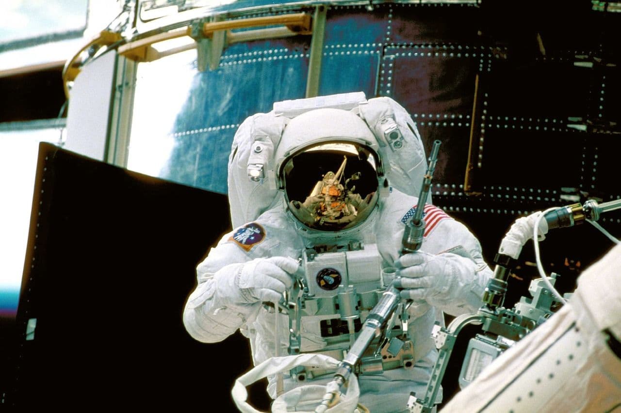 photologuephotos2023-06astronaut-989_1280jpg photologuephotos2023-06astronaut-989_1280jpg