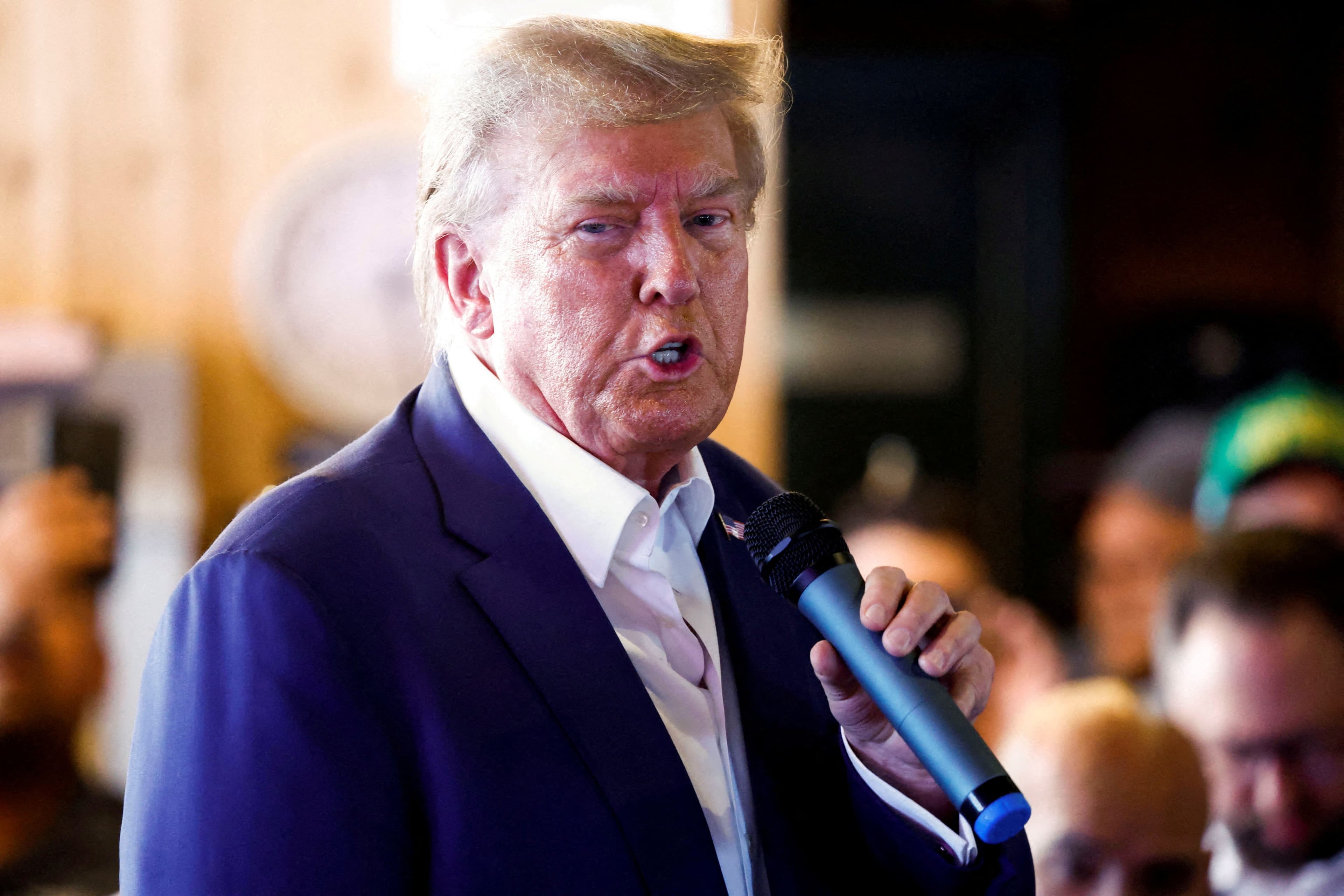 photologuephotos2023-082023-08-28t052327z_1_lynxmpej7r051_rtroptp_4_usa-election-trump-viewersjpg