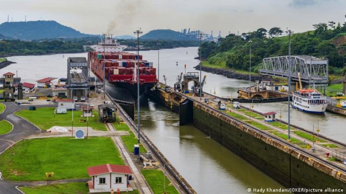 photologuephotos2023-08canal_de_panamajpg