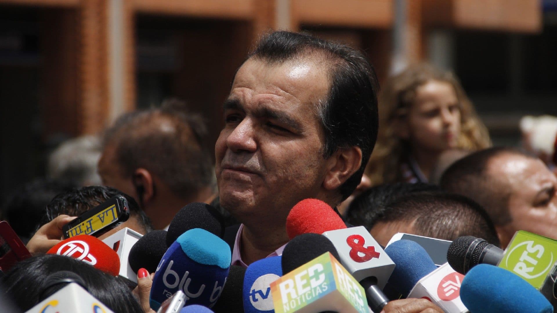 photologuephotos2023-07oscar_ivan_zuluaga_imputan_cargosjpg