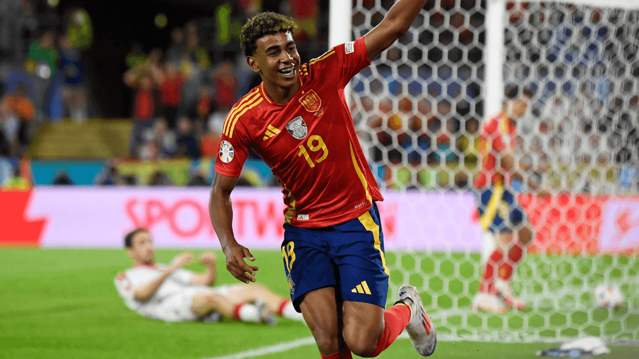 photologuephotos2024-07lamine_yamal_marco_ante_georgia_en_la_eurocopa_2024png