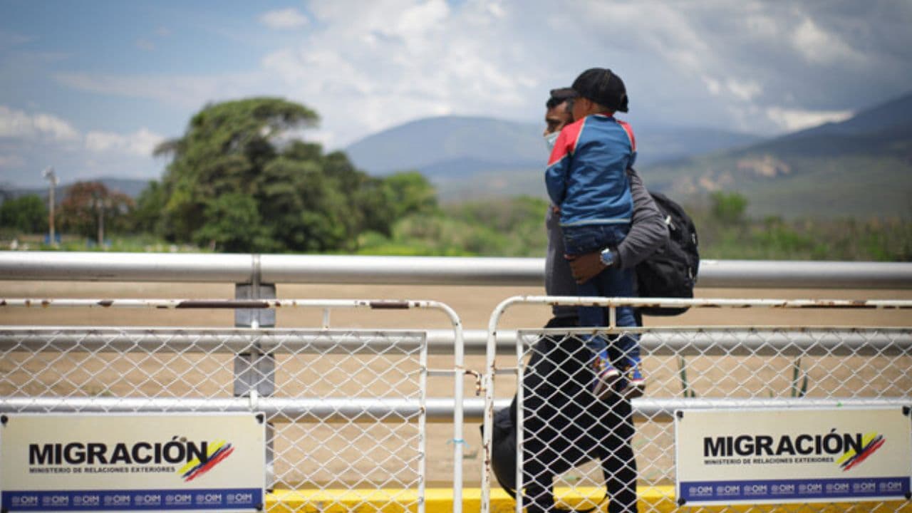 photologuephotos2024-11multa_para_migrantes_en_panama_0jpg photologuephotos2024-11multa_para_migrantes_en_panama_0jpg