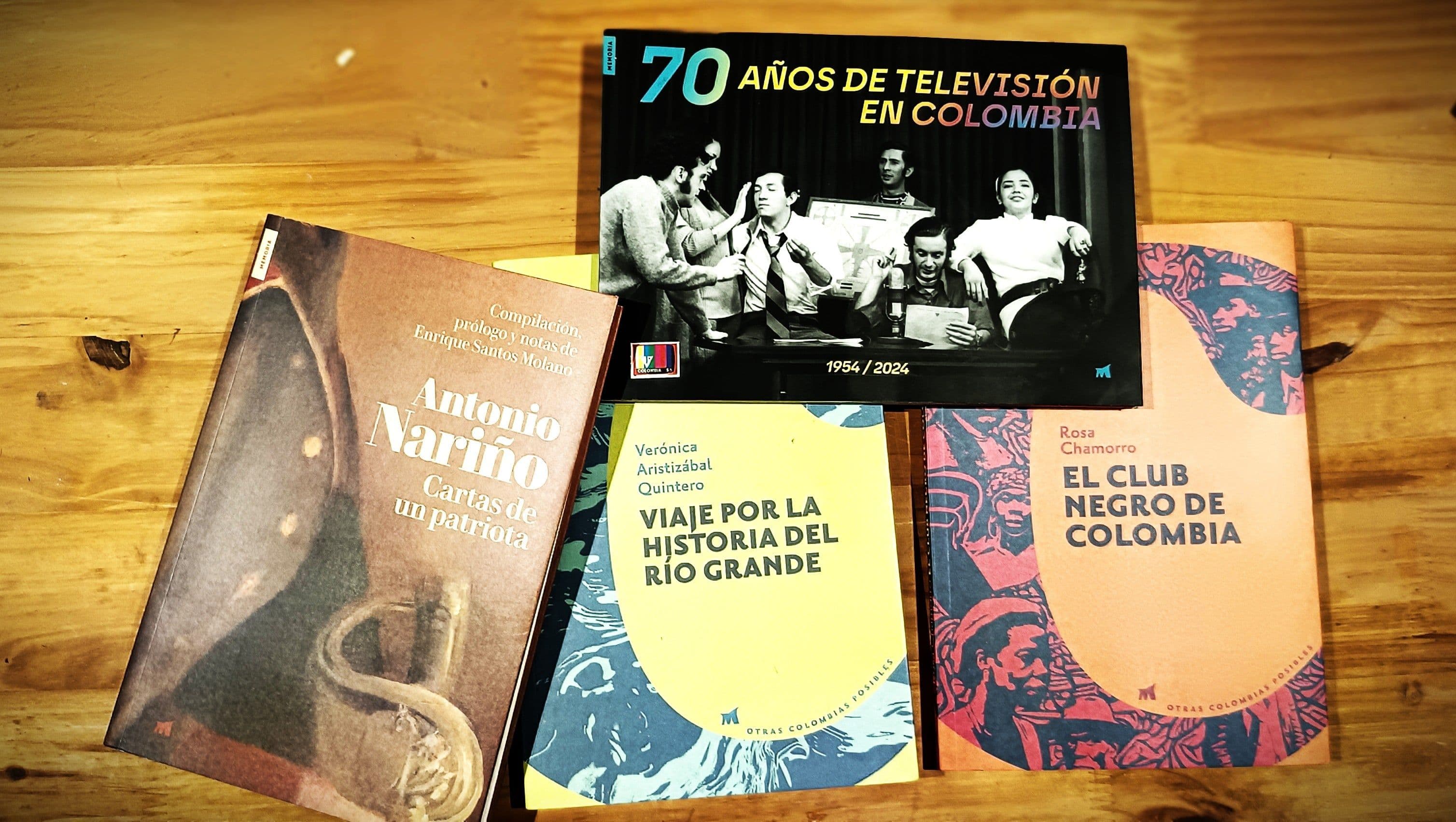 photologuephotos2025-05thumbnail_librosjpg photologuephotos2025-05thumbnail_librosjpg