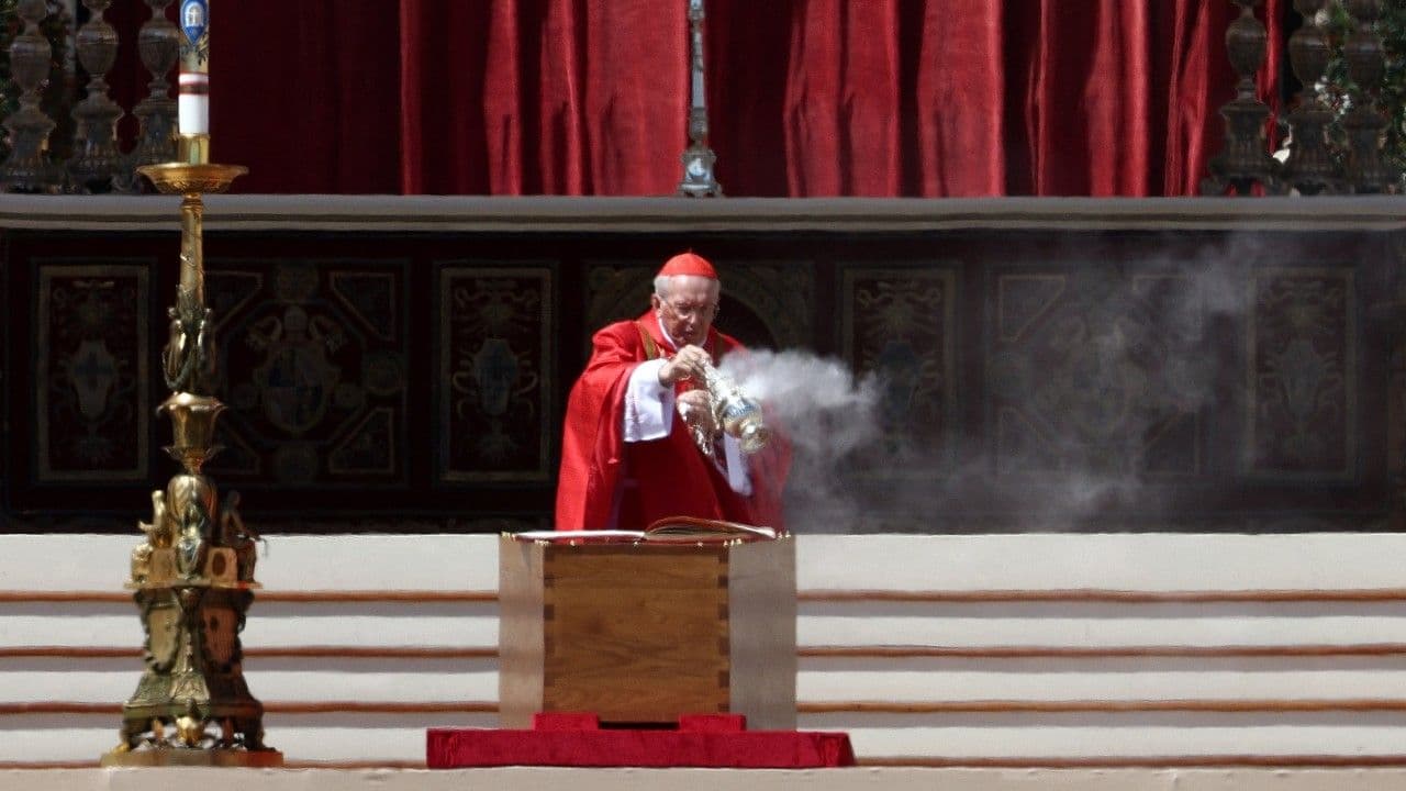 photologuephotos2025-04funeralpapafrancisco1jpg