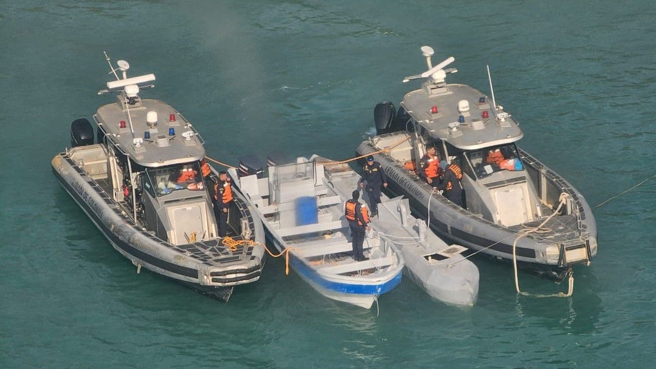 photologuephotos2025-07armada_nacional_semisumergiblejpg photologuephotos2025-07armada_nacional_semisumergiblejpg