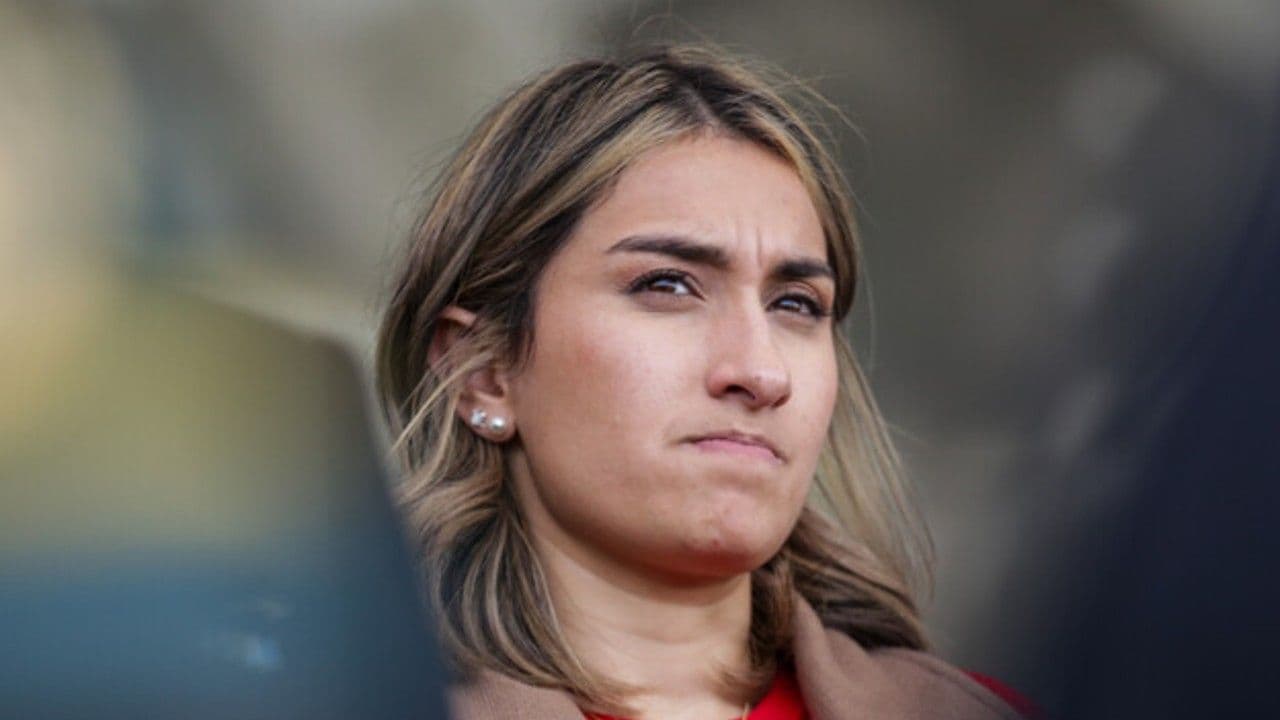 photologuephotos2025-07laura_sarbia_pasaportesjpg