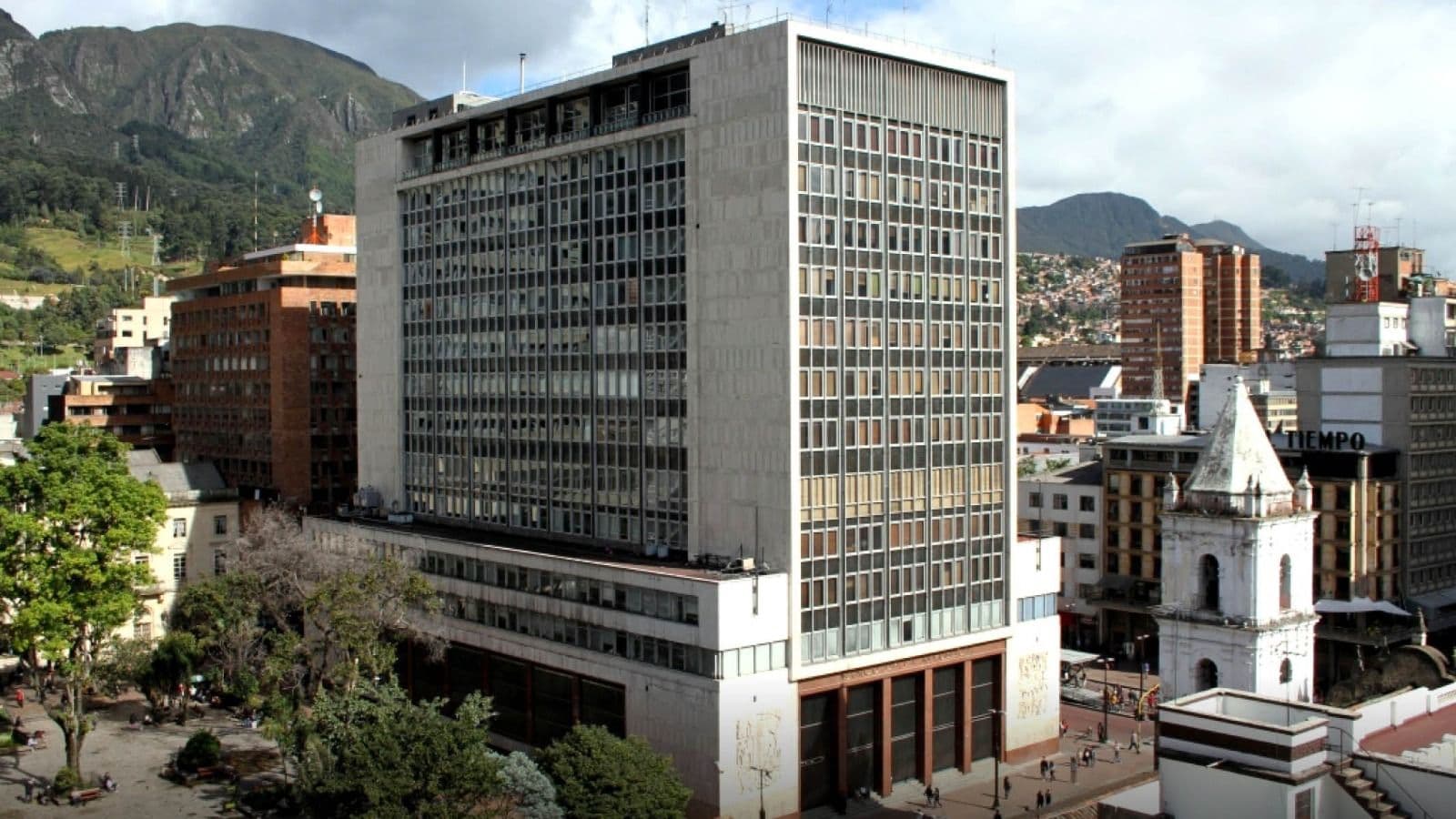 photologuephotos2025-06banco_de_la_republicajpg