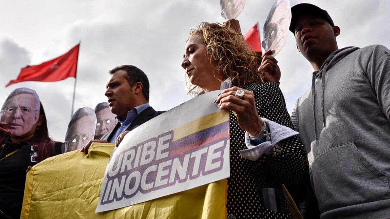 photologuephotos2025-08uribe_inocente_marchasjpg