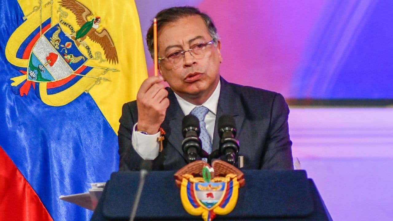 photologuephotos2025-07gustavo-petro-congreso-20-juliojpg photologuephotos2025-07gustavo-petro-congreso-20-juliojpg