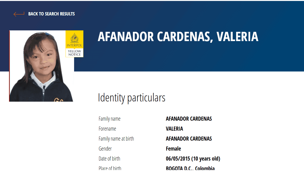 photologuephotos2025-08interpolvaleriaafanadorpng