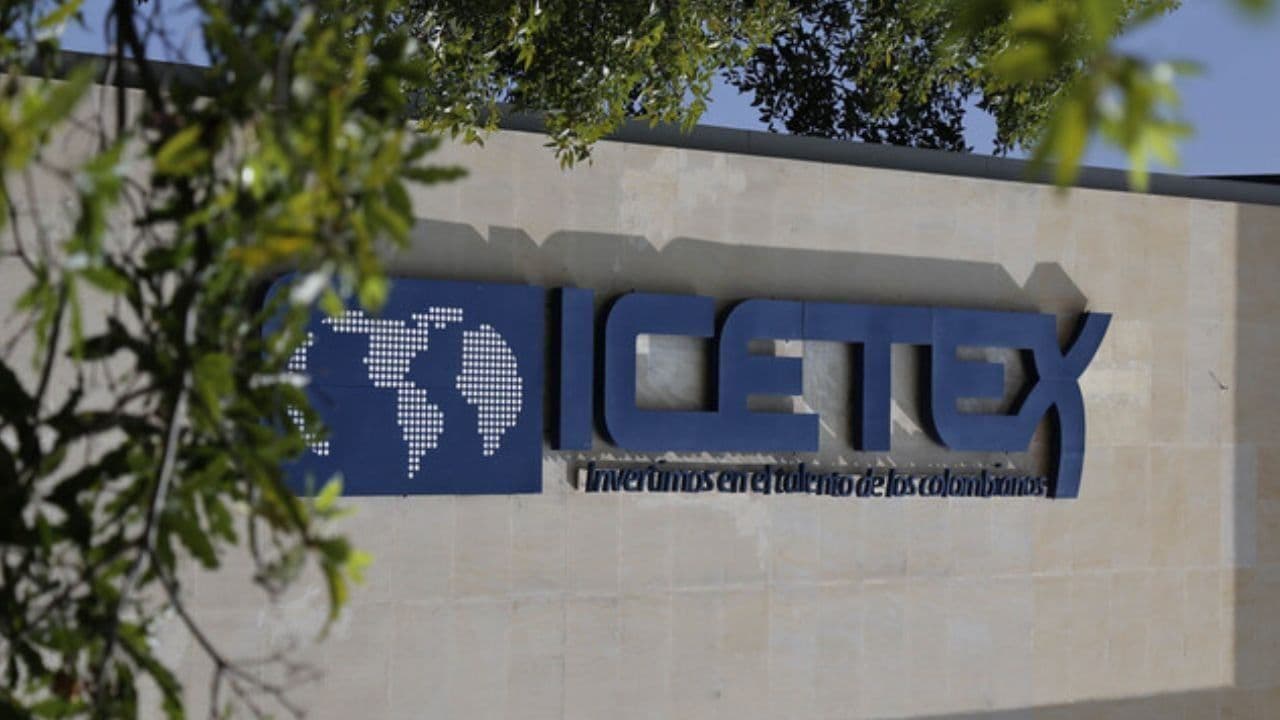 photologuephotos2025-06eliminacion_de_subsidios_a_tasas_de_interes_en_icetex_genera_preocupacionjpg