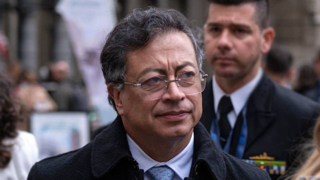 Gustavo Petro 25 Gustavo Petro 25