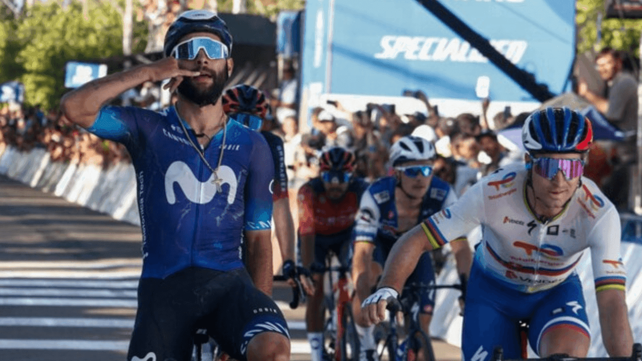 fernando_gaviria_ciclista_colombiano_en_el_tour_de_francia_2024.png fernando_gaviria_ciclista_colombiano_en_el_tour_de_francia_2024.png