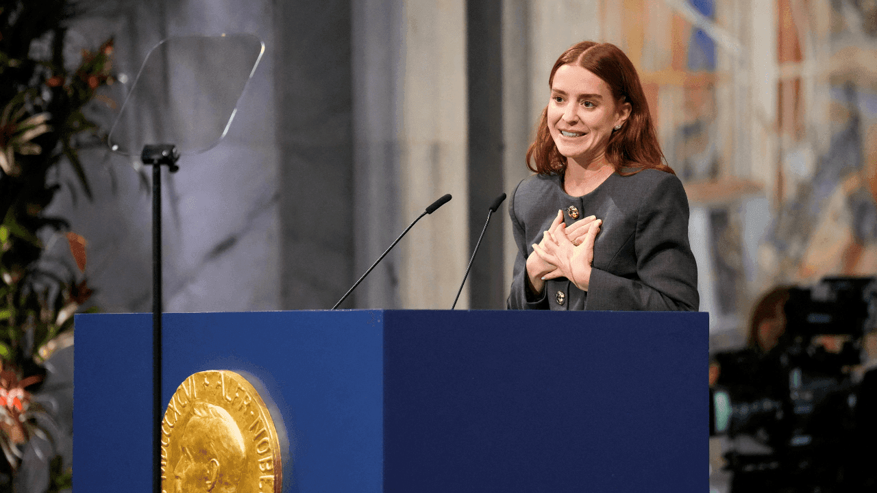 Hija de María Corina Machado dando el discurso del nobel de paz