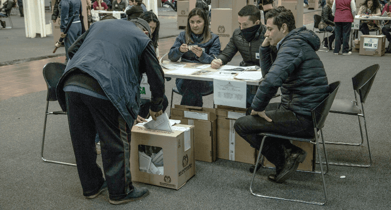 Con este calendario, las autoridades electorales buscan garantizar reglas claras, tiempos definidos y condiciones de transparencia para un proceso que será clave en la configuración del escenario político de 2026.