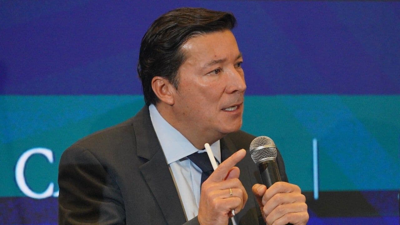 Registrador Hernán Penagos en foro de CAMBIO