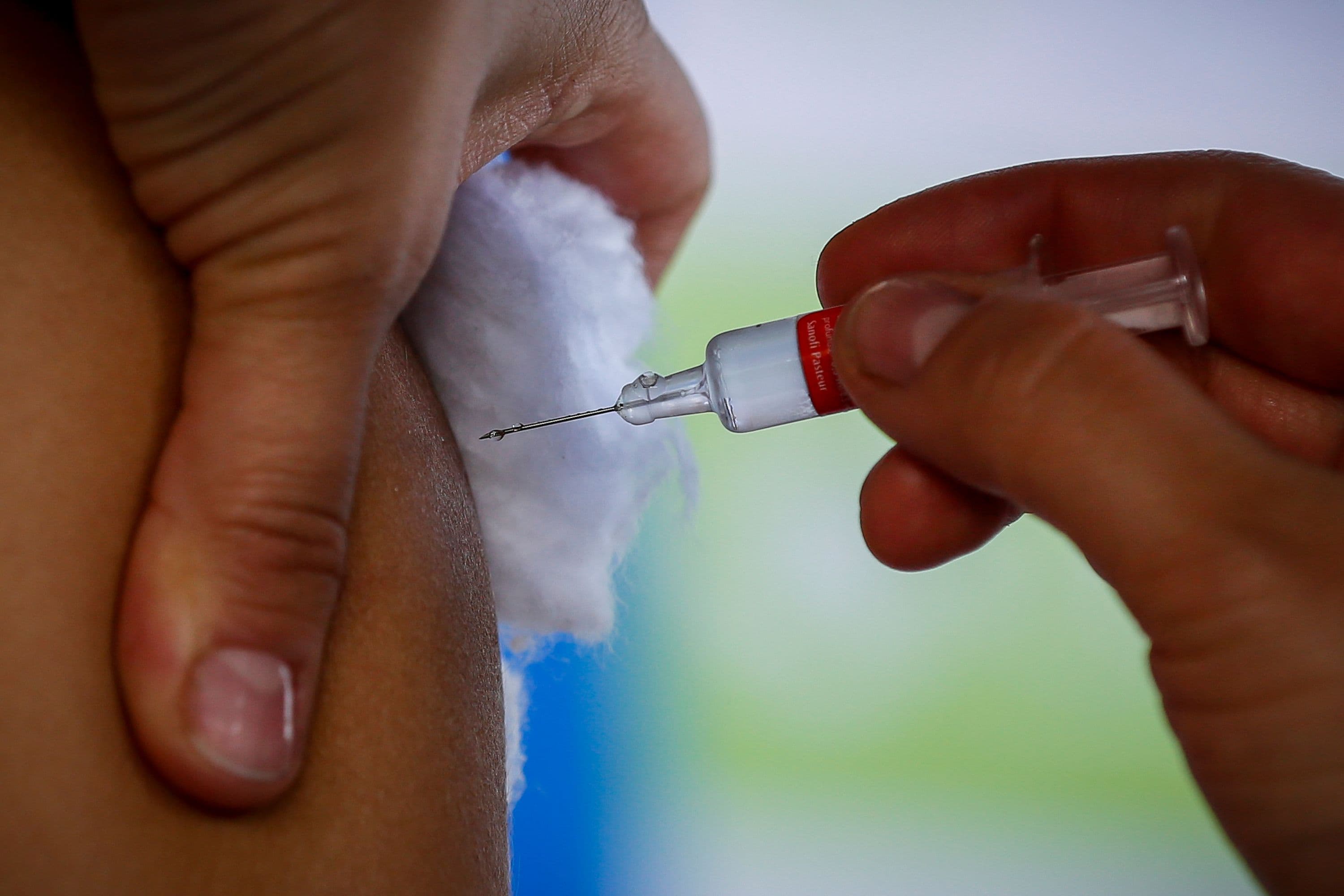 Colombia avanza en la vacunación contra el dengue
