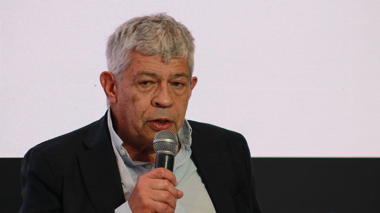 Jorge Iván González 9