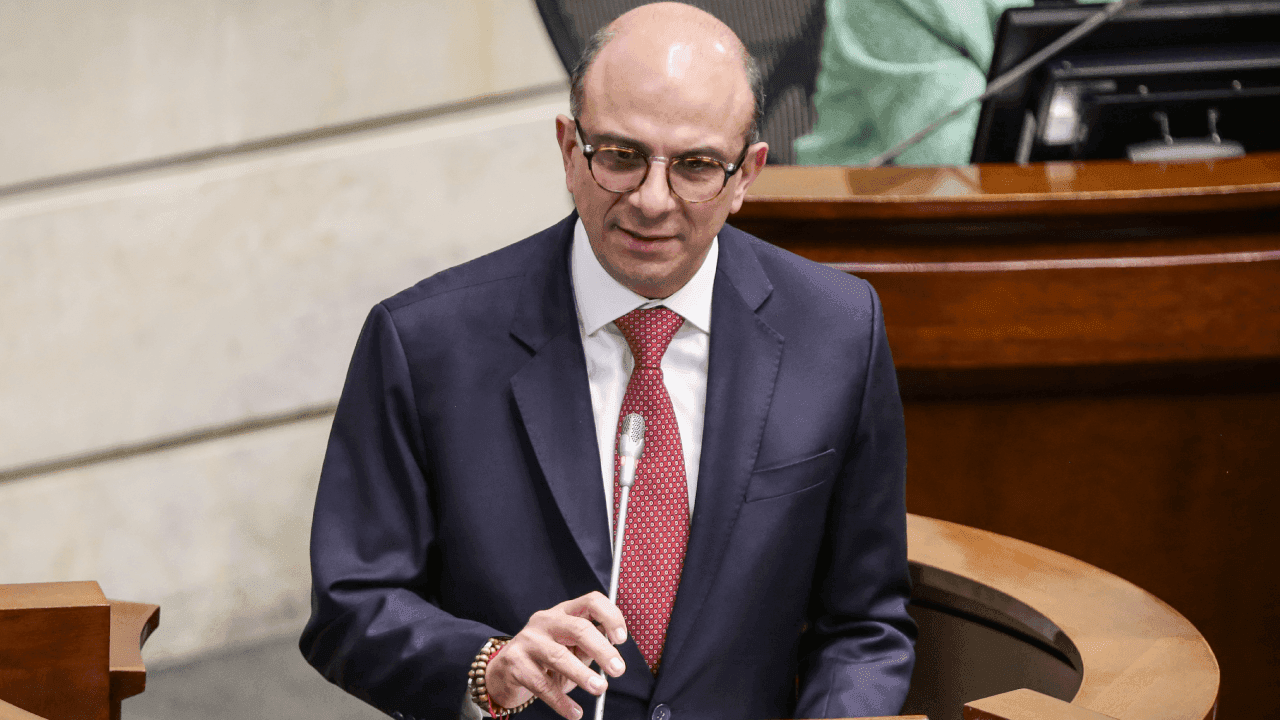 Carlos Camargo Emergencia Petro Carlos Camargo Emergencia Petro