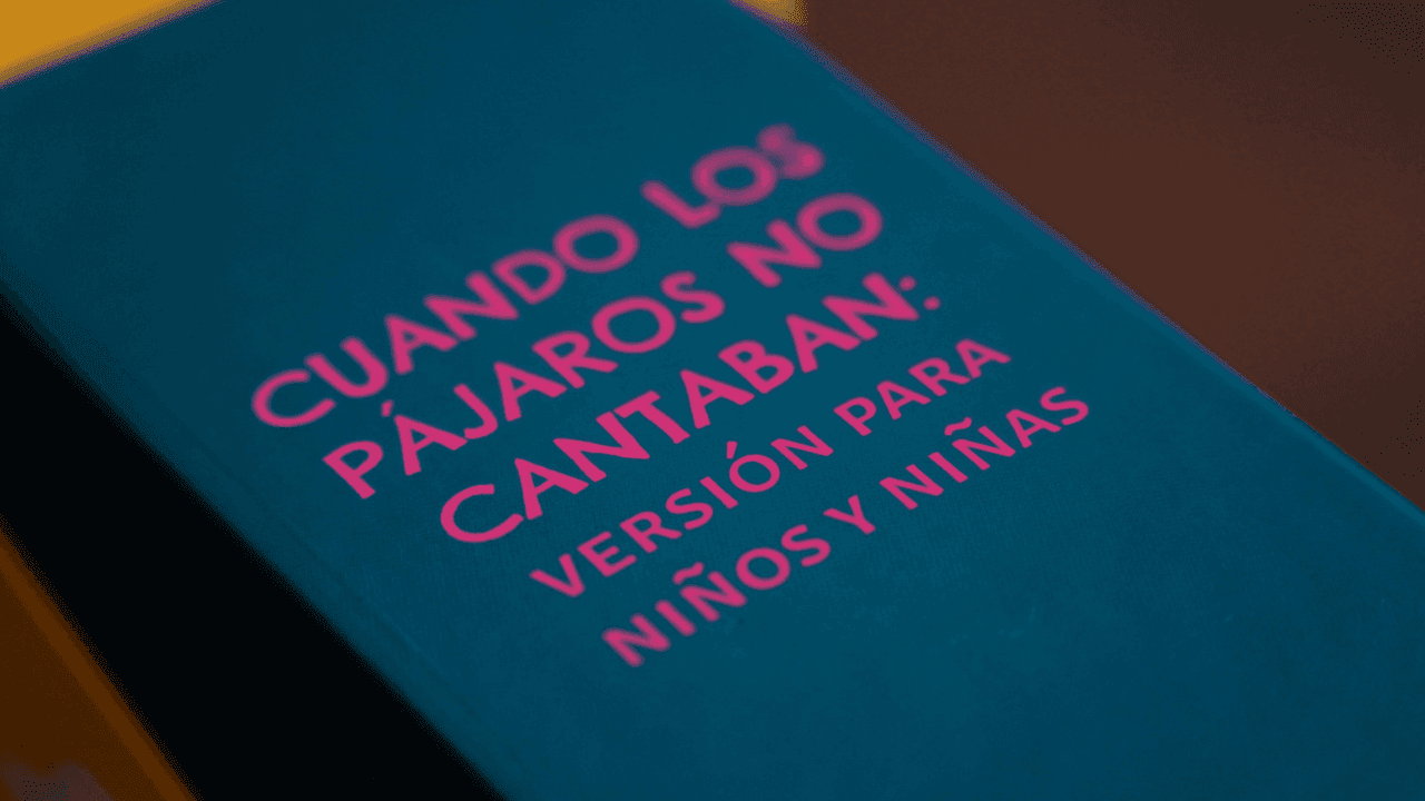 Cuando los pájaros no cantaban para niños y niñas.