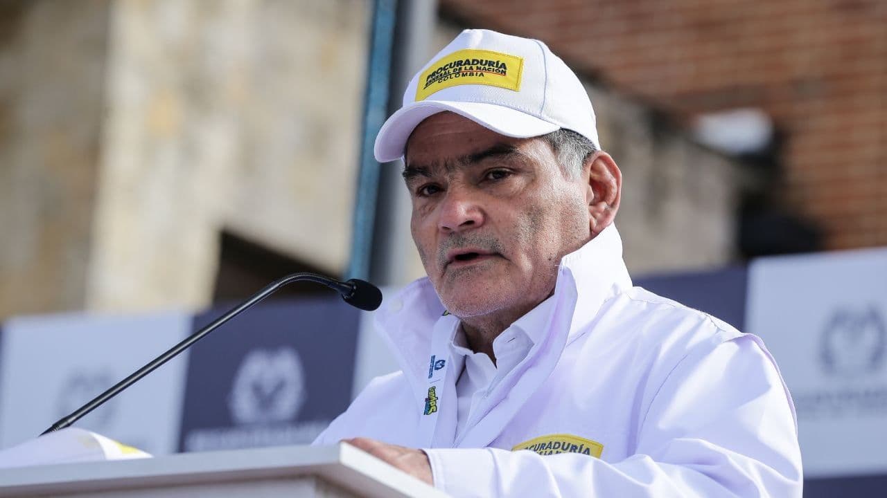 Procurador en foro de CAMBIO 2