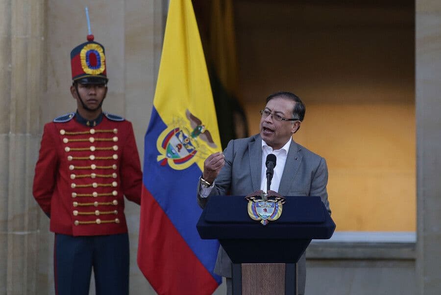 photologuephotos2023-03presidente_petro_casa_narinojpg