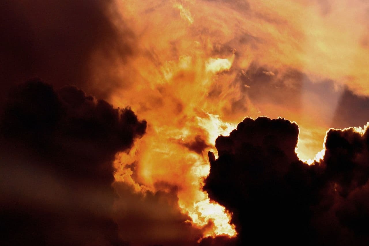 photologuephotos2023-04clouds-g9fa00290f_1280jpg