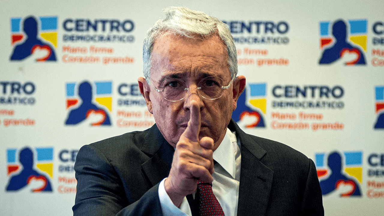 photologuephotos2025-08alvaro_uribe_velez_6_reuterspng photologuephotos2025-08alvaro_uribe_velez_6_reuterspng