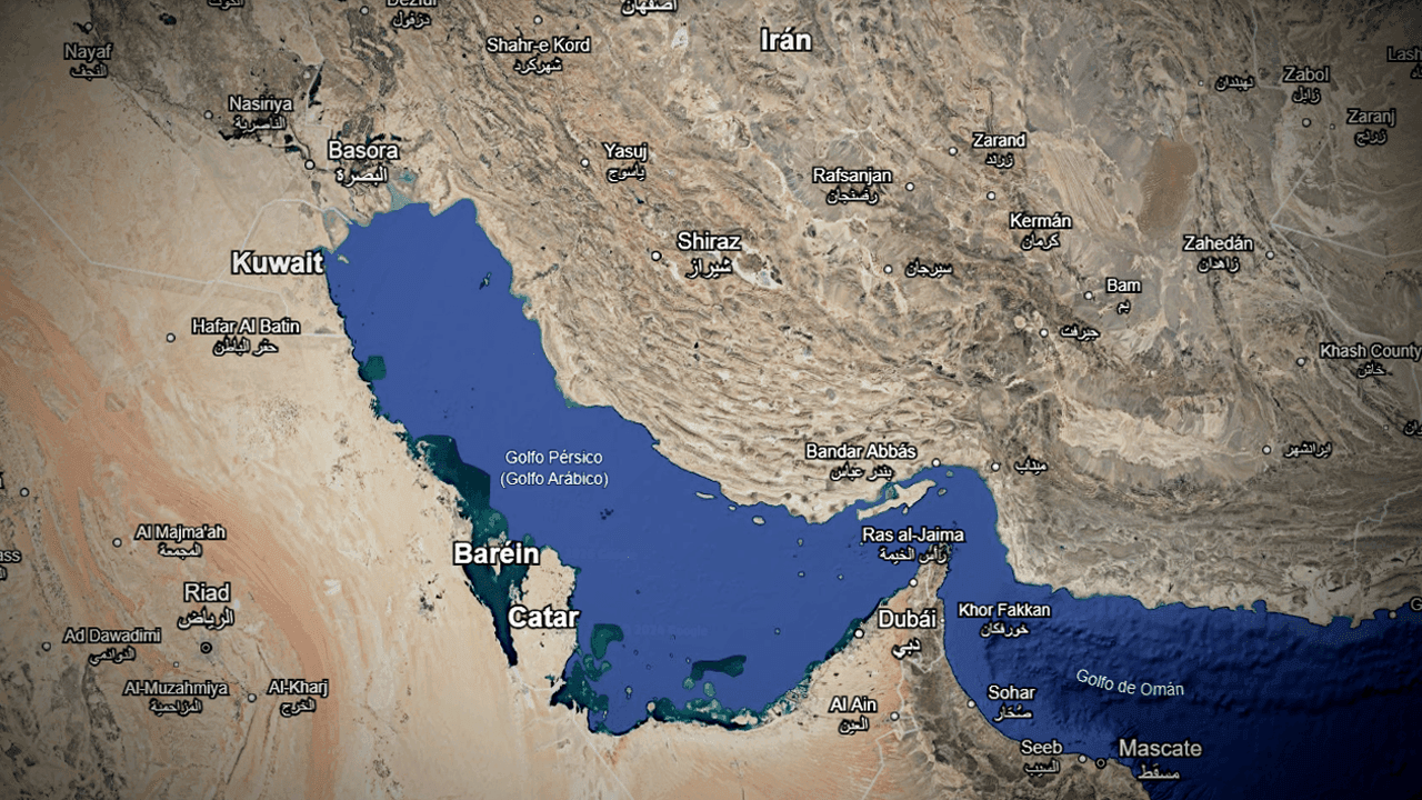 Irán reabre el estrecho de Ormuz en medio de una frágil tregua con EE.UU. e Israel Irán reabre el estrecho de Ormuz en medio de una frágil tregua con EE.UU. e Israel