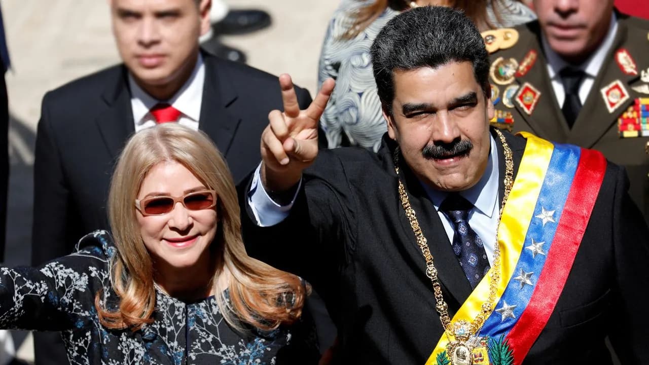 Nicolás Maduro y Cilia Flores hablan desde la cárcel en Estados Unidos: su hijo compartió carta en redes sociales Nicolás Maduro y Cilia Flores hablan desde la cárcel en Estados Unidos: su hijo compartió carta en redes sociales