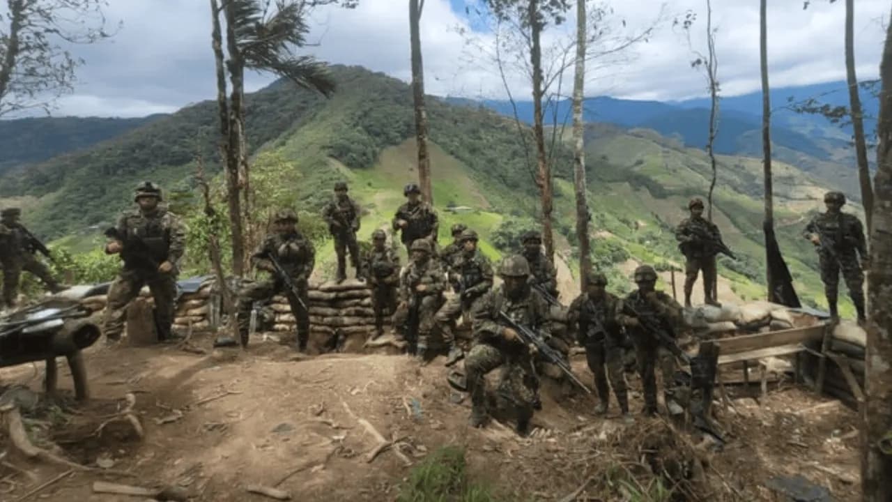 photologuephotos2023-09militares_1png photologuephotos2023-09militares_1png