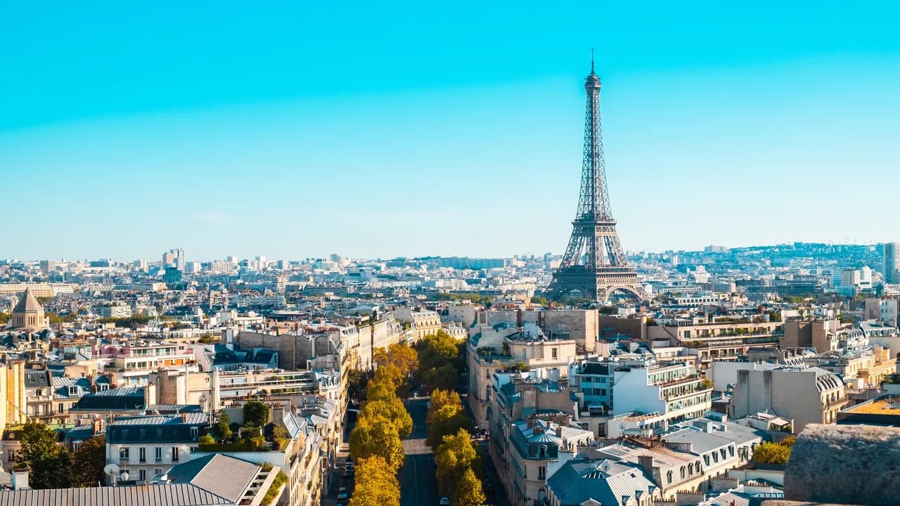 photologuephotos2024-02cityscape-paris-sunlight-blue-sky-fra_1jpg photologuephotos2024-02cityscape-paris-sunlight-blue-sky-fra_1jpg