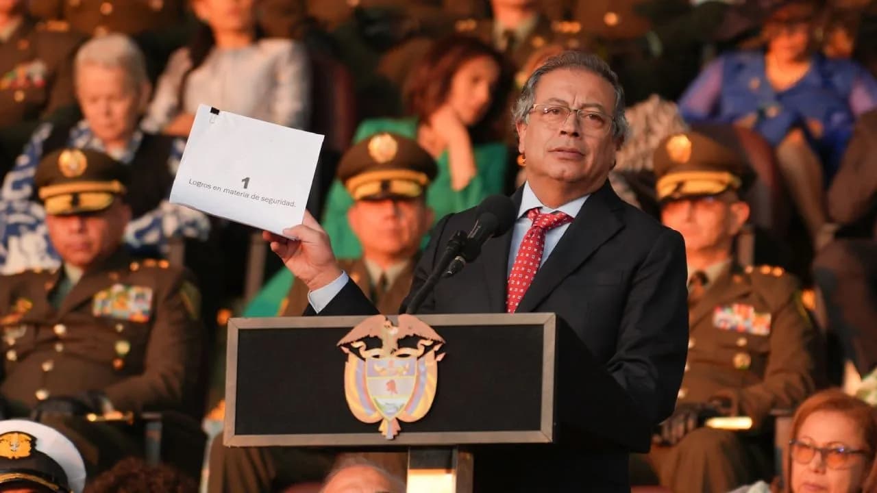 photologuephotos2024-06gustavo-petro-encuesta-invamerjpg photologuephotos2024-06gustavo-petro-encuesta-invamerjpg