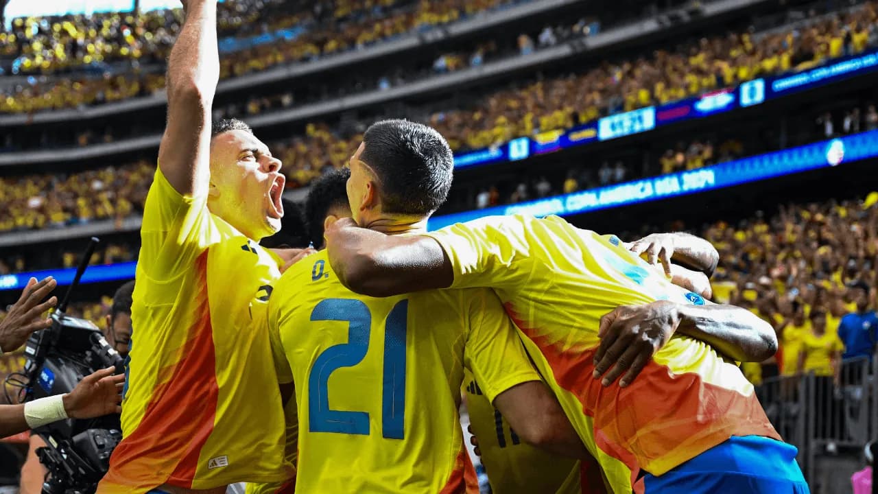 photologuephotos2024-06los_jugadores_de_la_seleccion_colombia_celebran_su_segundo_gol_ante_paraguay_en_copa_america_2024png photologuephotos2024-06los_jugadores_de_la_seleccion_colombia_celebran_su_segundo_gol_ante_paraguay_en_copa_america_2024png