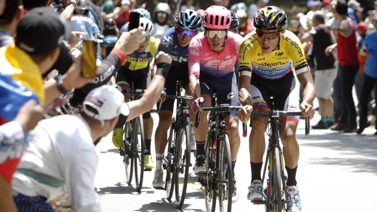 photologuephotos2024-06colombianos_ciclistasjpg photologuephotos2024-06colombianos_ciclistasjpg