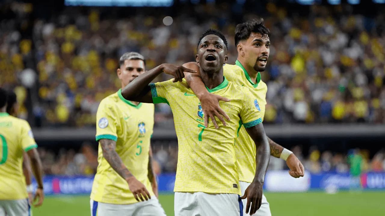 photologuephotos2024-09paqueta_abraza_a_vinicius_tras_anotar_gol_contra_paraguaypng photologuephotos2024-09paqueta_abraza_a_vinicius_tras_anotar_gol_contra_paraguaypng