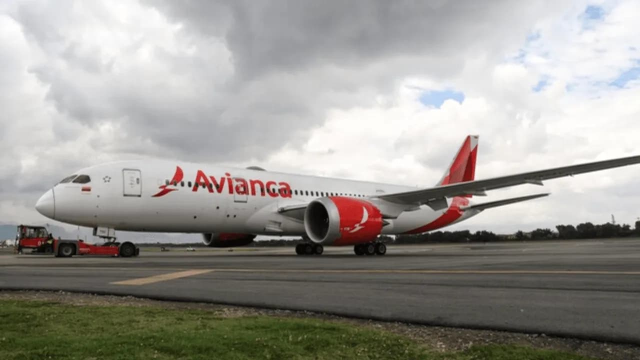 photologuephotos2024-08costo-combustible-avionespng photologuephotos2024-08costo-combustible-avionespng