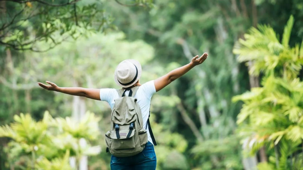photologuephotos2024-10young-happy-woman-with-backpack-raising-hand-enjoy-with-nature_1jpg photologuephotos2024-10young-happy-woman-with-backpack-raising-hand-enjoy-with-nature_1jpg