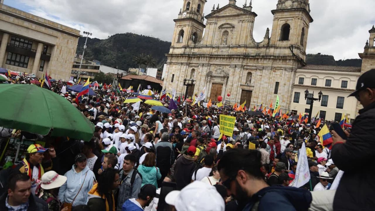photologuephotos2024-10gobierno_petro_puntos_de_encuentro_marchasjpg photologuephotos2024-10gobierno_petro_puntos_de_encuentro_marchasjpg