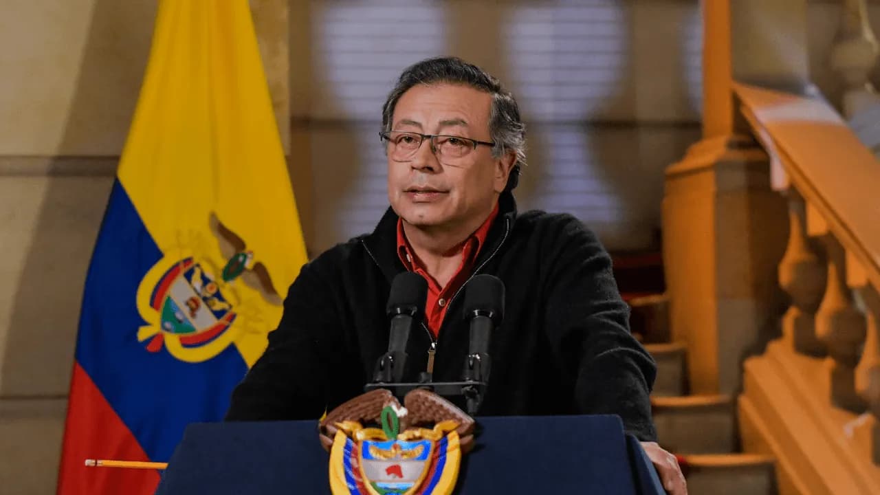 photologuephotos2024-10gustavo-petro-mexicopng photologuephotos2024-10gustavo-petro-mexicopng