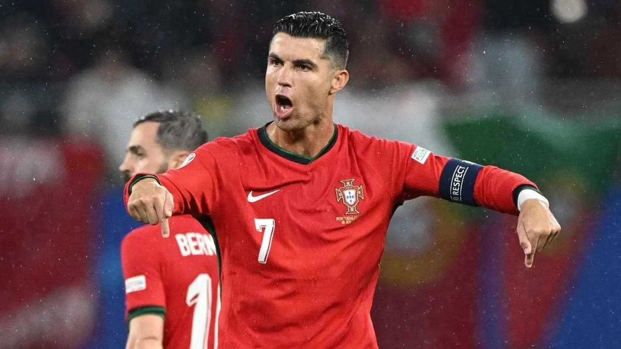 photologuephotos2024-09cristiano_ronaldo_futbolista_de_portugaljpg photologuephotos2024-09cristiano_ronaldo_futbolista_de_portugaljpg