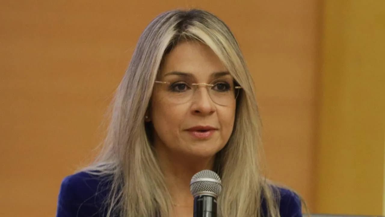 photologuephotos2024-11aumentan_los_rumores_sobre_una_posible_candidatura_presidencial_de_vicky_davilajpg photologuephotos2024-11aumentan_los_rumores_sobre_una_posible_candidatura_presidencial_de_vicky_davilajpg