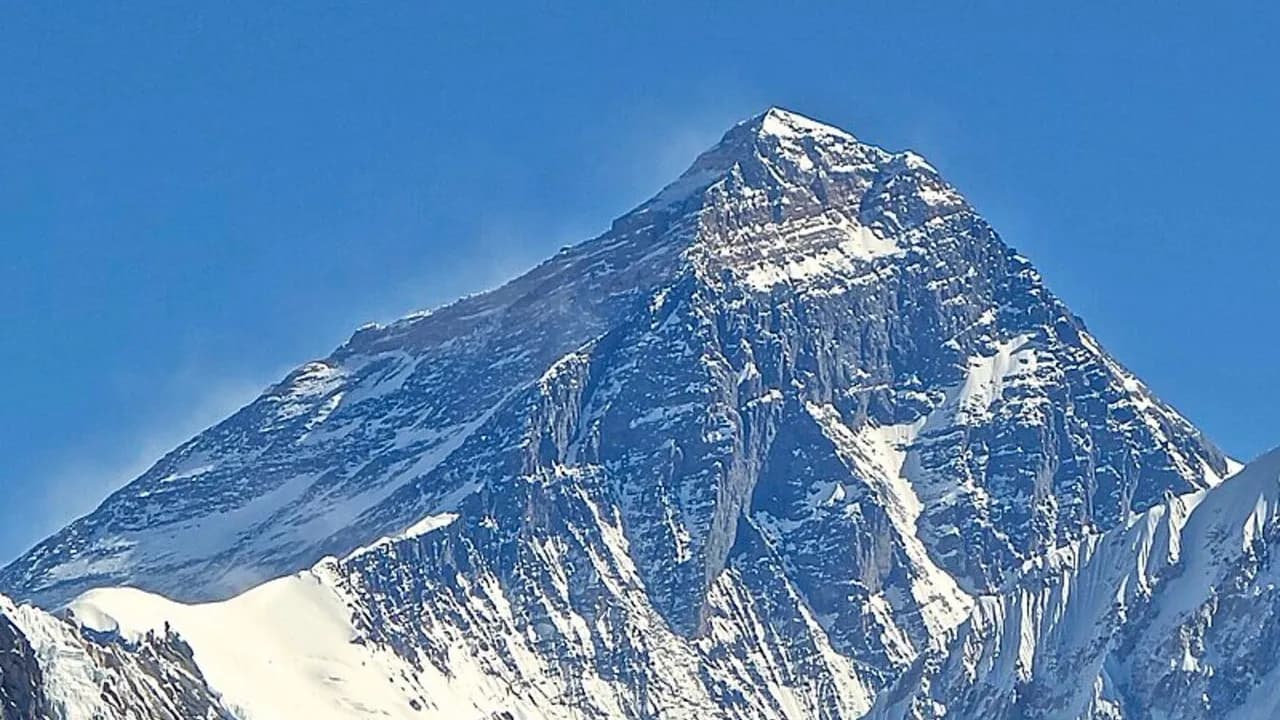 photologuephotos2024-10everestjpg photologuephotos2024-10everestjpg