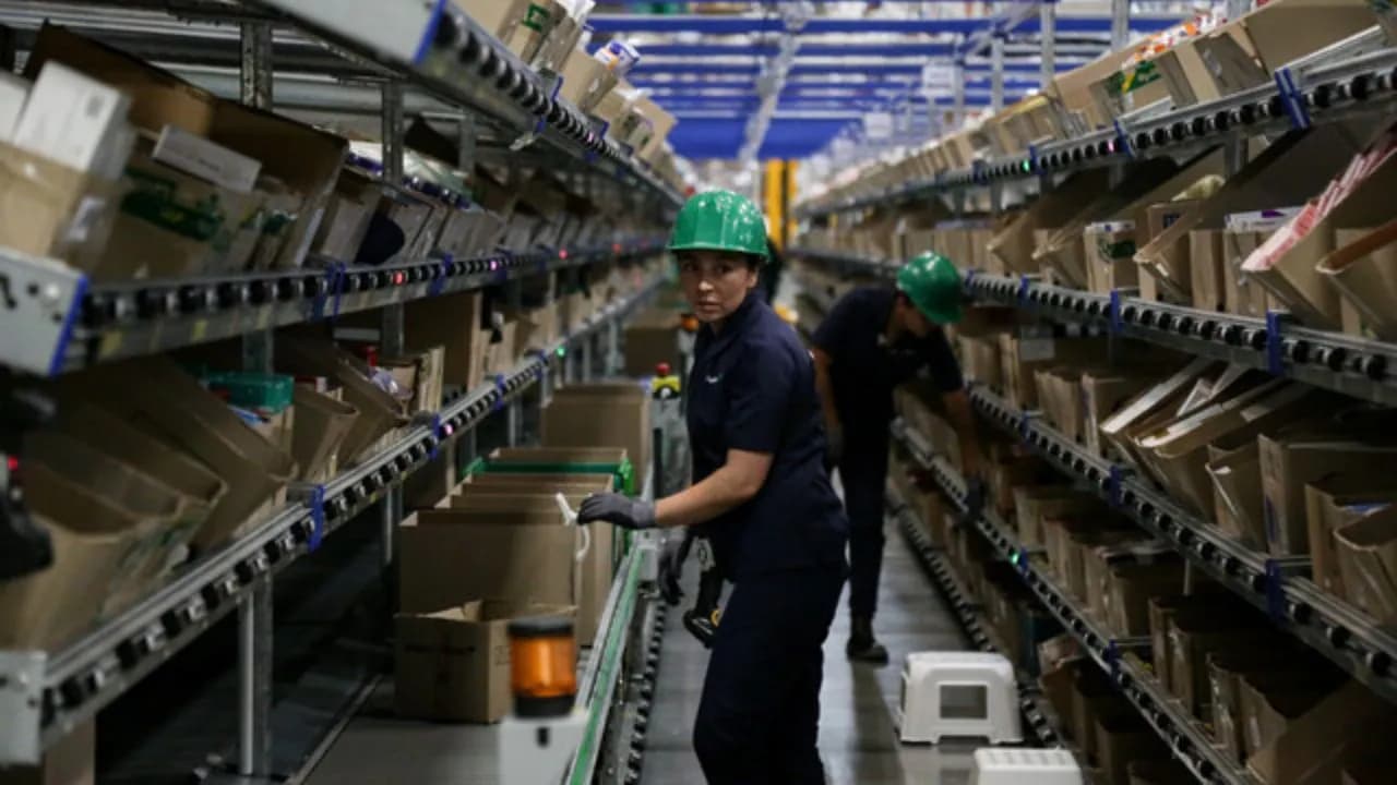 photologuephotos2025-01reduccion_de_la_jornada_laboral_que_pasara_con_el_dia_de_la_familia_para_los_trabajadoresjpg photologuephotos2025-01reduccion_de_la_jornada_laboral_que_pasara_con_el_dia_de_la_familia_para_los_trabajadoresjpg