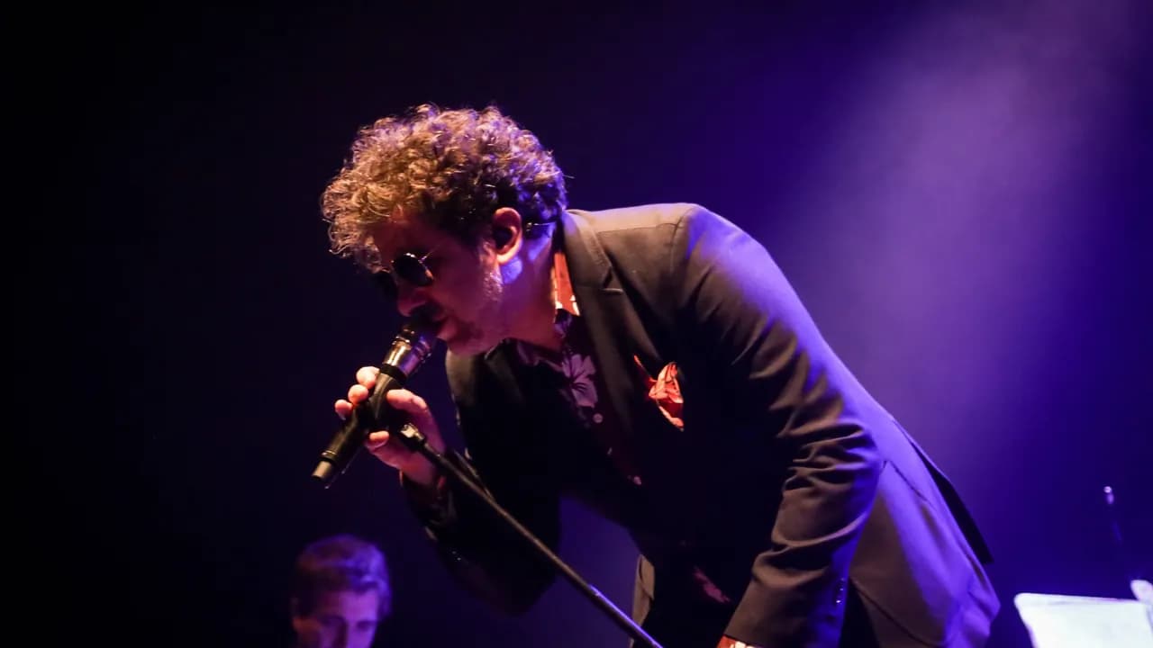 photologuephotos2025-01andres_calamaro_fue_miembro_de_las_bandas_los_abuelos_de_la_nada_y_los_rodriguez1111_0jpg photologuephotos2025-01andres_calamaro_fue_miembro_de_las_bandas_los_abuelos_de_la_nada_y_los_rodriguez1111_0jpg