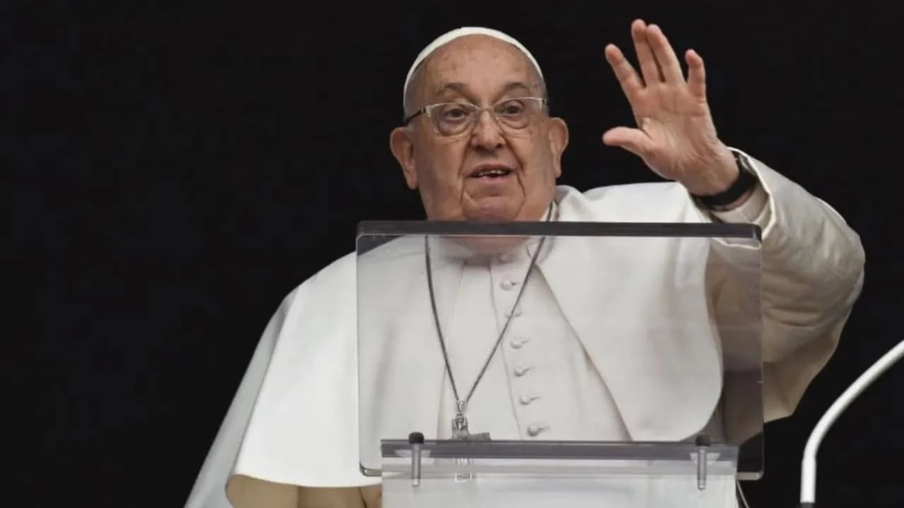 _el_papa_francisco_sigue_en_estado_critico_pero_despierto_vaticano.jpg _el_papa_francisco_sigue_en_estado_critico_pero_despierto_vaticano.jpg
