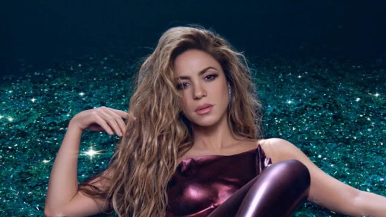 photologuephotos2025-02shakira_2jpg photologuephotos2025-02shakira_2jpg