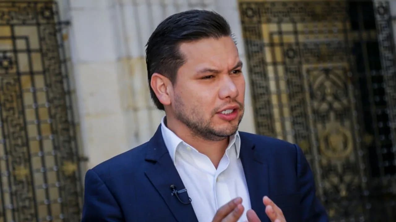 andres_calle.jpg andres_calle.jpg