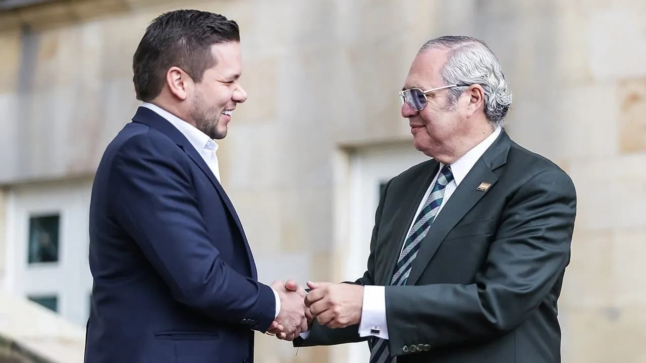 ivan_name_y_andres_calle_exdirectivos_del_congreso_en_2023.jpeg ivan_name_y_andres_calle_exdirectivos_del_congreso_en_2023.jpeg